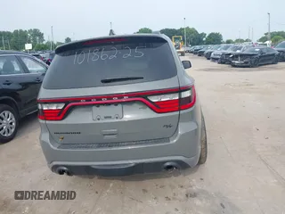 2023 Dodge Durango R/T z VIN 1C4SDJCT4PC611487, wystawiony jako IAAI lot #42681051 z przebiegiem 20 438 mil mil oraz . Historia ofert i sprzedaży dostępna na DreamBid. Obrazek 17.