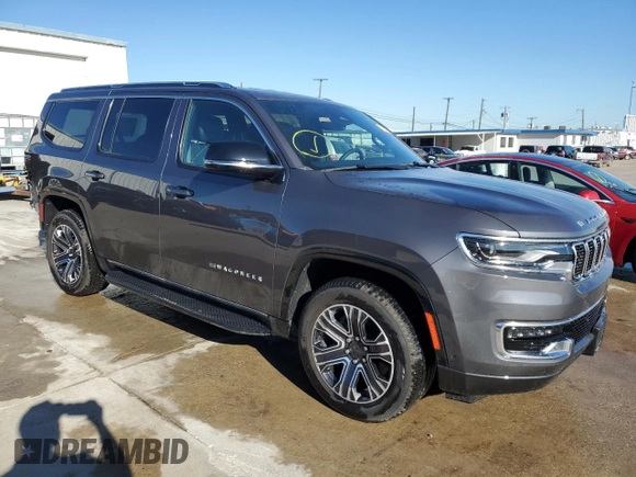 2024 Jeep Wagoneer Series II with VIN 1C4SJUBP4RS169608, listed as a Copart auction lot 72933784 with 7,040 mi miles and Clean Title. Bid and sale history available at DreamBid. Image 4.