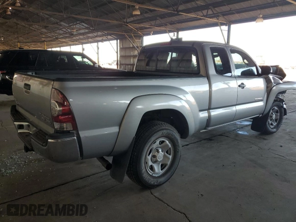 2014 Toyota Tacoma PreRunner z VIN 5TFTU4GN5EX063359, wystawiony jako Copart lot #47021535 z przebiegiem 109 192 mil mil oraz Szkoda całkowita • Salvage title. Historia ofert i sprzedaży dostępna na DreamBid. Obrazek 3.