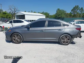 2018 Hyundai Sonata SEL with VIN 5NPE34AFXJH656508, listed as a IAAI auction lot 42053020 with 156,212 mi miles and . Bid and sale history available at carsss.com. Image 15.