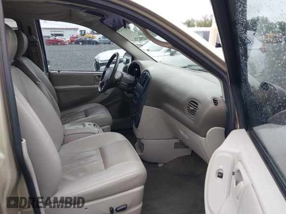 2007 Dodge Grand Caravan SXT with VIN 2D4GP44L57R344920, listed as a IAAI auction lot 42135210 with 154,208 mi miles and . Bid and sale history available at DreamBid. Image 5.