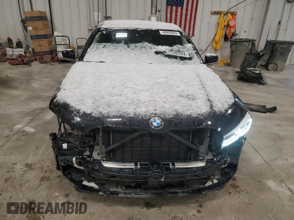 2021 BMW 7 Series 740i with VIN WBA7T2C09MCF07657, listed as a Copart auction lot 44993824 with 47,837 mi miles and Non repairable. Bid and sale history available at DreamBid. Image 5.