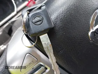 2018 Nissan Note SV with VIN 3N1CE2CP6JL356270, listed as a IAAI auction lot 42413135 with 110,686 mi miles and . Bid and sale history available at DreamBid. Image 11.