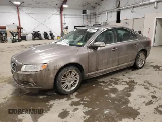 2007 Volvo S80 V8 with VIN YV1AH852271035093, listed as a Copart auction lot 86605954 with 187,025 mi miles and Non Repairable. Bid and sale history available at carsss.com. Image 1.