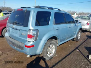 2008 Mercury Mariner with VIN 4M2CU29H48KJ31996, listed as a IAAI auction lot 41643311 with 151,195 mi miles. Bid and sale history available at carsss.com. Image 4.
