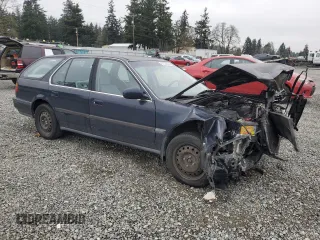 1992 Honda Accord LX with VIN 1HGCB9856NA008716, listed as a Copart auction lot 87324824 with 181,735 mi miles and Salvage Title. Bid and sale history available at carsss.com. Image 4.