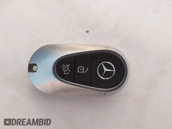 2024 Mercedes-Benz EQE 350+ z VIN W1KEG2BBXRF056894, wystawiony jako IAAI lot #40993238 z przebiegiem 7051 mil mil oraz . Historia ofert i sprzedaży dostępna na DreamBid. Obrazek 11.