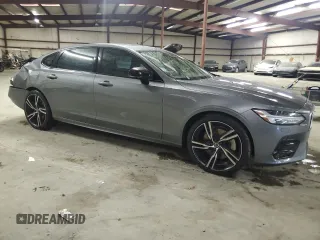 2020 Volvo S90 R-Design with VIN LVYA22MT6LP171824, listed as a Copart auction lot 77509913 with 42,776 mi miles. Bid and sale history available at carsss.com. Image 4.