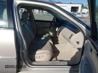 2008 Cadillac DTS w/1SD with VIN 1G6KD57Y38U189319, listed as a IAAI auction lot 41314470 with 138,106 mi miles. Bid and sale history available at carsss.com. Image 5.