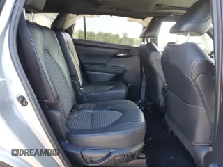 2022 Toyota Highlander XSE with VIN 5TDLZRBHXNS244110, listed as a Copart auction lot 57018755 with 55,633 mi miles and Salvage title. Bid and sale history available at DreamBid. Image 11.