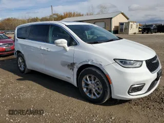 2022 Chrysler Pacifica Touring L z VIN 2C4RC3BG5NR127057, wystawiony jako Copart lot #77840724 z przebiegiem 36 914 mil mil oraz Szkody całkowita. Historia ofert i sprzedaży dostępna na DreamBid. Obrazek 4.
