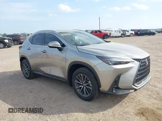 2025 Lexus NX with VIN 2T2GDCAZ1SC021039, listed as a IAAI auction lot 40957519 with 897 mi miles. Bid and sale history available at carsss.com. Image 13.