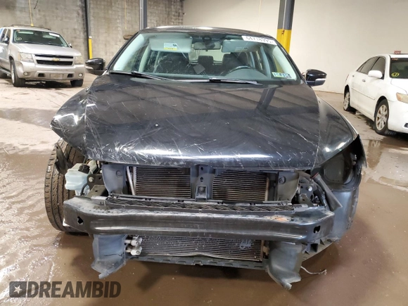 2014 Volkswagen Passat S with VIN 1VWAT7A39EC079877, listed as a Copart auction lot 64718995 with 93,591 mi miles and Salvage title. Bid and sale history available at DreamBid. Image 5.