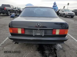 1991 Mercedes-Benz 420 with VIN WDBCA35E5MA601810, listed as a Copart auction lot 81968234 with 83,864 mi miles and Clean Title. Bid and sale history available at carsss.com. Image 6.