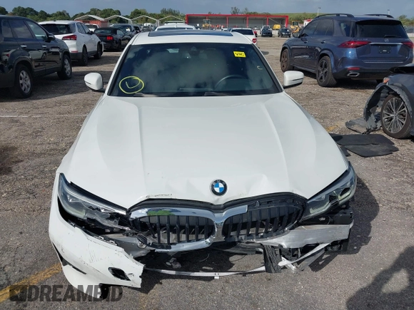 2021 BMW 3 Series 330i with VIN 3MW5R1J00M8B52627, listed as a IAAI auction lot 40722823 with 36,769 mi miles. Bid and sale history available at carsss.com. Image 12.