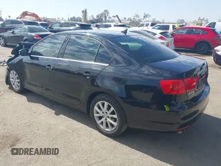 2013 Volkswagen Jetta SE with VIN 3VWDP7AJ5DM308715, listed as a IAAI auction lot 41666299 with 170,823 mi miles and . Bid and sale history available at DreamBid. Image 3.