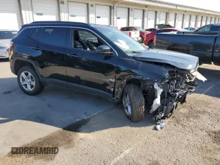 2024 Jeep Compass Latitude with VIN 3C4NJDBN2RT605382, listed as a Copart auction lot 64115305 with 35,562 mi miles and Salvage title. Bid and sale history available at DreamBid. Image 4.