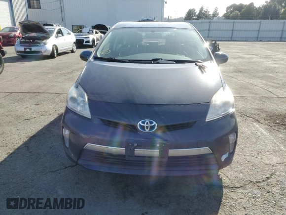2013 Toyota Prius z VIN JTDKN3DP6D3033253, wystawiony jako Copart lot #53166025 z przebiegiem 169 319 mil mil oraz Nie do naprawy • Non repairable. Historia ofert i sprzedaży dostępna na DreamBid. Obrazek 5.