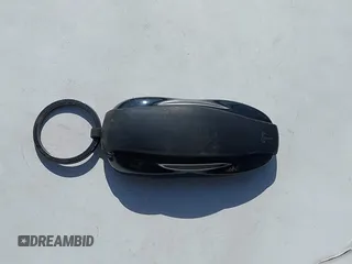 2018 Tesla Model S 75D с VIN 5YJSA1E27JF241451, выставлен на аукционе IAAI как лот 42374353 с пробегом 76 543 миль миль и . История ставок и продаж доступна на DreamBid. Изображение 11.