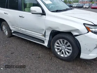 2015 Lexus GX 460 z VIN JTJBM7FX5F5107015, wystawiony jako IAAI lot #42200356 z przebiegiem 261 495 mil mil oraz . Historia ofert i sprzedaży dostępna na DreamBid. Obrazek 6.