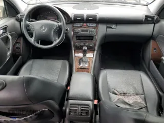 2001 Mercedes-Benz C 230/260/280/320 с VIN WDBRF61J21F056499, выставлен на аукционе Copart как лот 65673225 с пробегом 150 300 миль миль и Чистый • Clean title. История ставок и продаж доступна на DreamBid. Изображение 8.