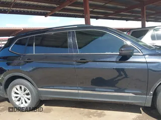 2018 Volkswagen Tiguan SEL with VIN 3VV3B7AX5JM009157, listed as a IAAI auction lot 41745746 with 138,876 mi miles and . Bid and sale history available at DreamBid. Image 13.