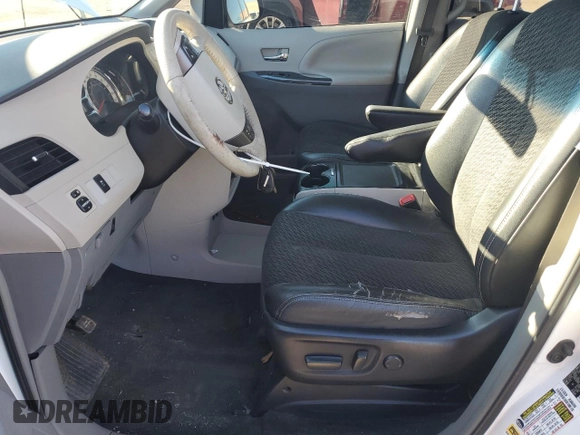 2012 Toyota Sienna SE with VIN 5TDXK3DC3CS226145, listed as a Copart auction lot 45966605 with 225,739 mi miles and Salvage Title. Bid and sale history available at carsss.com. Image 7.