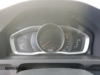 2017 Volvo S60 Inscription с VIN LYV402HK0HB149672, выставлен на аукционе Copart как лот 61354575 с пробегом 134 383 миль миль и Чистый • Clean title. История ставок и продаж доступна на DreamBid. Изображение 9.