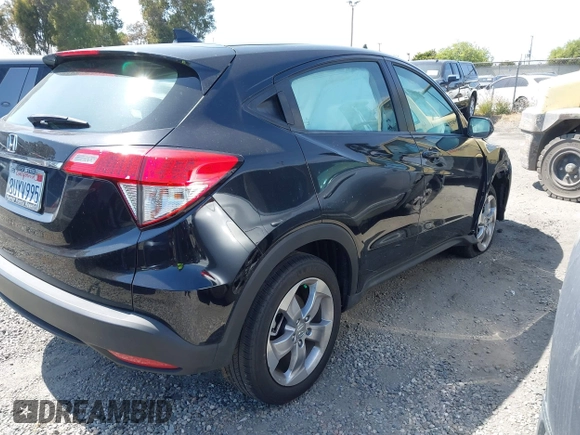 2021 Honda HR-V LX with VIN 3CZRU5H37MM704782, listed as a IAAI auction lot 42401214 with 41,822 mi miles and . Bid and sale history available at DreamBid. Image 4.