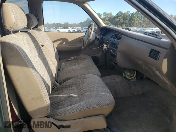 1995 Toyota T100 DX with VIN JT4VD12E1S0012010, listed as a Copart auction lot 83223154 with 253,492 mi miles and Salvage Title. Bid and sale history available at DreamBid. Image 7.