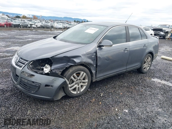2007 Volkswagen Jetta Wolfsburg Edition с VIN 3VWEF71K07M187242, выставлен на аукционе IAAI как лот 40911182 с пробегом 144 067 миль миль и . История ставок и продаж доступна на DreamBid. Изображение 2.