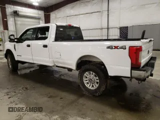 2019 Ford Super Duty F-250 SRW XL with VIN 1FT7W2BT0KED75716, listed as a Copart auction lot 47306715 with 0 mi miles and Salvage Title. Bid and sale history available at carsss.com. Image 2.