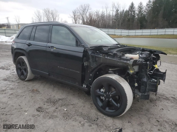 2023 Jeep Grand Cherokee Limited with VIN 1C4RJHBG0PC530104, listed as a Copart auction lot 84949304 with 20,366 mi miles and Non Repairable. Bid and sale history available at carsss.com. Image 4.