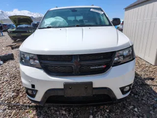 2019 Dodge Journey GT with VIN 3C4PDDEGXKT875575, listed as a Copart auction lot 53664045 with 65,268 mi miles and Salvage Title. Bid and sale history available at DreamBid. Image 5.