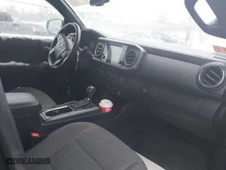 2017 Toyota Tacoma SR5 with VIN 3TMCZ5AN3HM066433, listed as a IAAI auction lot 38570063 with 123,751 mi miles. Bid and sale history available at carsss.com. Image 5.