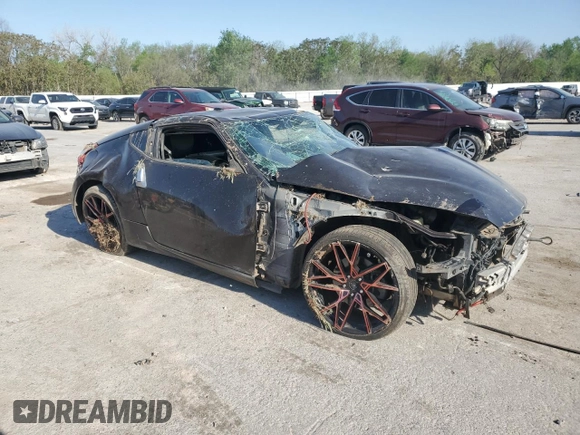 2010 Nissan 370Z Touring z VIN JN1AZ4EH5AM500829, wystawiony jako Copart lot #52824135 z przebiegiem Nie podano mil oraz Szkoda całkowita • Salvage title. Historia ofert i sprzedaży dostępna na DreamBid. Obrazek 4.