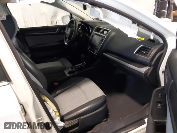 2019 Subaru Legacy Special Sports z VIN 4S3BNAR69K3036049, wystawiony jako IAAI lot #41597566 z przebiegiem 101 170 mil mil oraz . Historia ofert i sprzedaży dostępna na DreamBid. Obrazek 5.