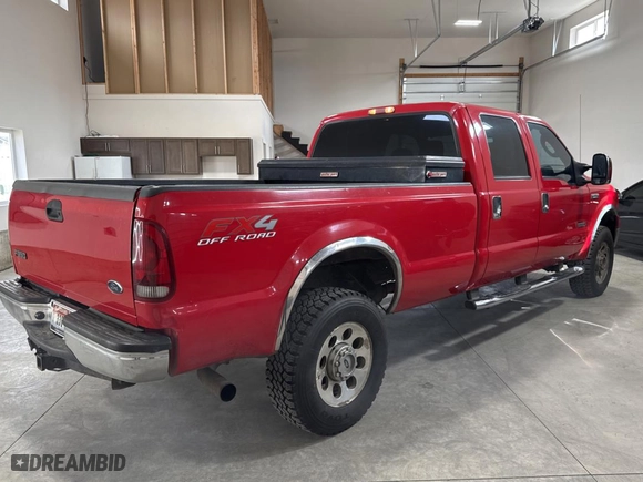 2006 Ford Super Duty F-350 SRW XL with VIN 1FTWW31P86EC49597, listed as a Copart auction lot 50234075 with 185,394 mi miles and Clean Title. Bid and sale history available at carsss.com. Image 4.