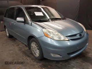 2008 Toyota Sienna XLE with VIN 5TDZK22C28S172575, listed as a IAAI auction lot 41128454 with 253,407 mi miles and . Bid and sale history available at DreamBid. Image 1.