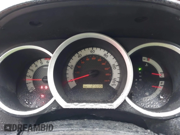 2015 Toyota Tacoma z VIN 5TFTX4CN6FX062056, wystawiony jako IAAI lot #40536154 z przebiegiem 27 095 mil mil oraz . Historia ofert i sprzedaży dostępna na DreamBid. Obrazek 7.