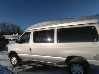 2012 Ford Econoline Passenger XL z VIN 1FMNE1BW4CDA93080, wystawiony jako IAAI lot #41103198 z przebiegiem Nie podano mil oraz . Historia ofert i sprzedaży dostępna na DreamBid. Obrazek 14.