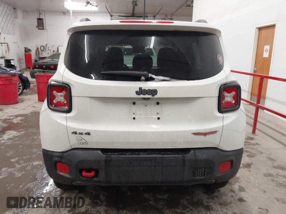 2015 Jeep Renegade Trailhawk with VIN ZACCJBCT2FPC33277, listed as a IAAI auction lot 41571863 with 98,912 mi miles and . Bid and sale history available at DreamBid. Image 17.