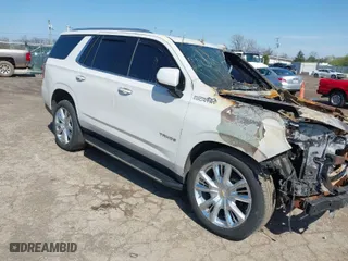 2023 Chevrolet Tahoe High Country with VIN 1GNSKTKL8PR107273, listed as a IAAI auction lot 39659700 with 31,085 mi miles. Bid and sale history available at carsss.com. Image 1.