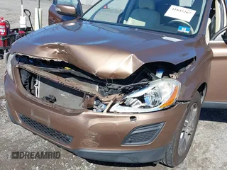 2011 Volvo XC60 3.0T с VIN YV4902DZ3B2180784, выставлен на аукционе IAAI как лот 41845267 с пробегом 111 249 миль миль и . История ставок и продаж доступна на DreamBid. Изображение 6.