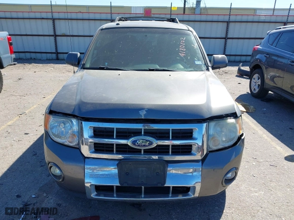 2011 Ford Escape Limited with VIN 1FMCU0EG2BKA67855, listed as a IAAI auction lot 41808002 with 183,476 mi miles. Bid and sale history available at carsss.com. Image 12.