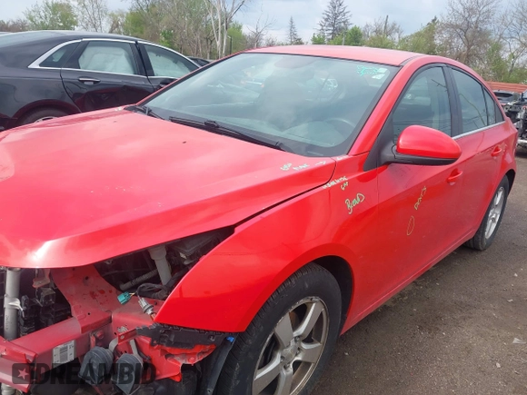 2014 Chevrolet Cruze 1LT z VIN 1G1PC5SB9E7342166, wystawiony jako IAAI lot #42157295 z przebiegiem 122 290 mil mil oraz . Historia ofert i sprzedaży dostępna na DreamBid. Obrazek 13.