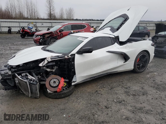 2021 Chevrolet Corvette 1LT with VIN 1G1YA2D48M5104990, listed as a Copart auction lot 84290384 with 39,345 mi miles and Salvage Title. Bid and sale history available at carsss.com. Image 1.