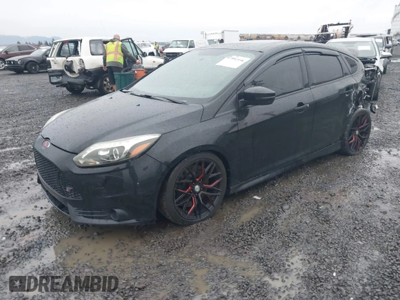 2014 Ford Focus ST with VIN 1FADP3L91EL441379, listed as a IAAI auction lot 41092598 with 58,670 mi miles and . Bid and sale history available at carsss.com. Image 17.