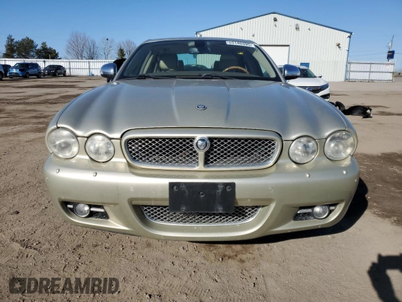 2008 Jaguar XJ with VIN SAJXA82B98SH19616, listed as a Copart auction lot 53146395 with 251,483 mi miles and Clean Title. Bid and sale history available at DreamBid. Image 5.