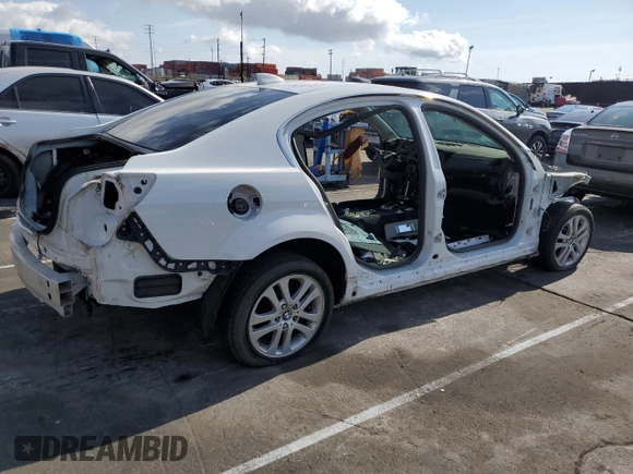 2016 Chevrolet SS with VIN 6G3F15RW1GL204720, listed as a Copart auction lot 42984425 with Not Provided miles and Salvage Title. Bid and sale history available at DreamBid. Image 3.